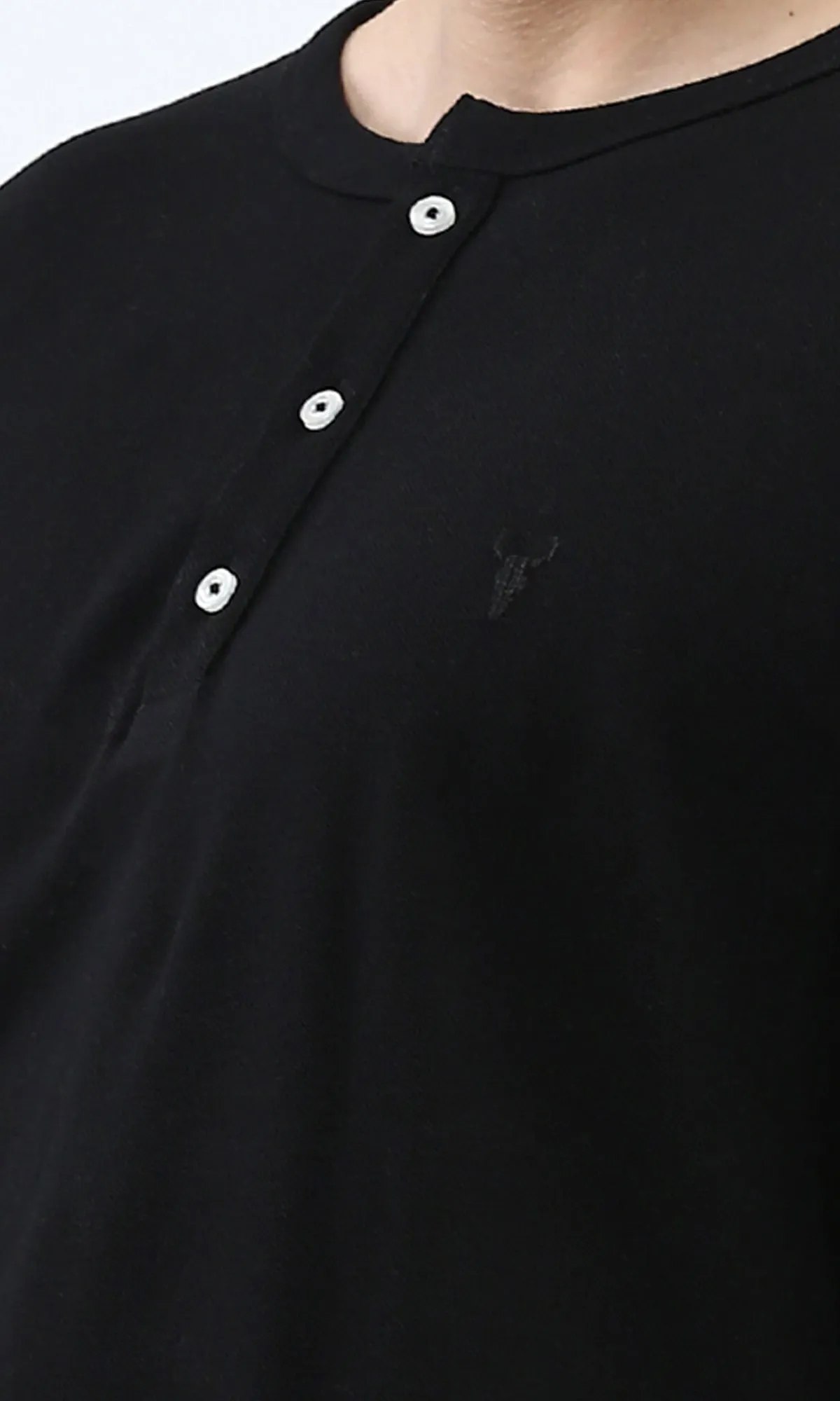 o201077 - Solid Henley Shirt With Buttoned Neck - Black