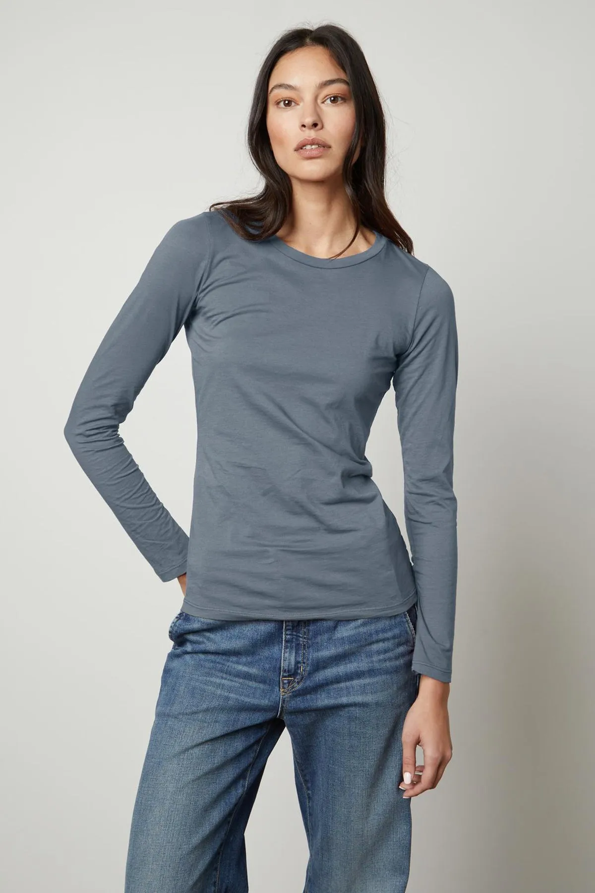 ZOFINA GAUZY WHISPER FITTED CREW NECK TEE