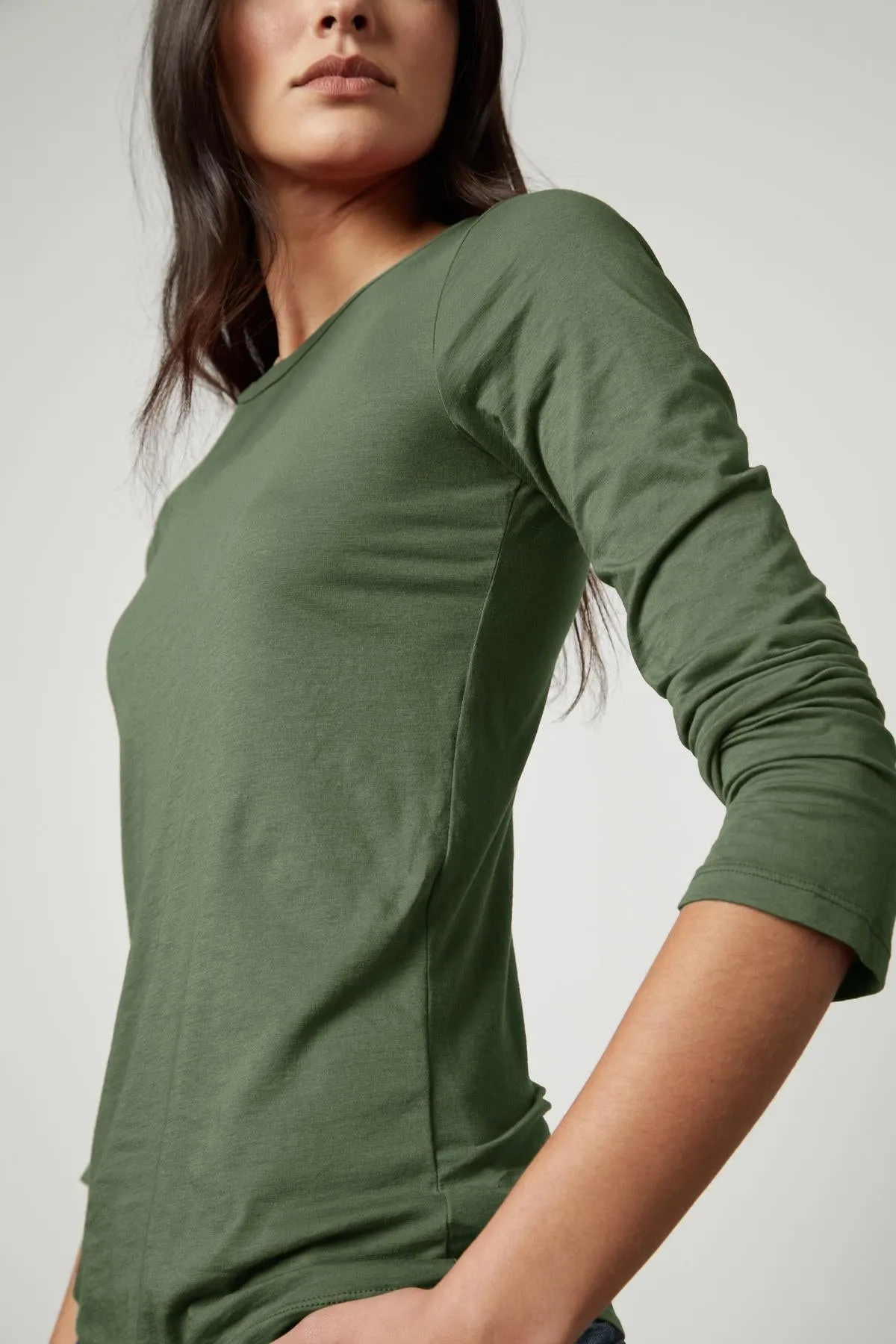 ZOFINA GAUZY WHISPER FITTED CREW NECK TEE